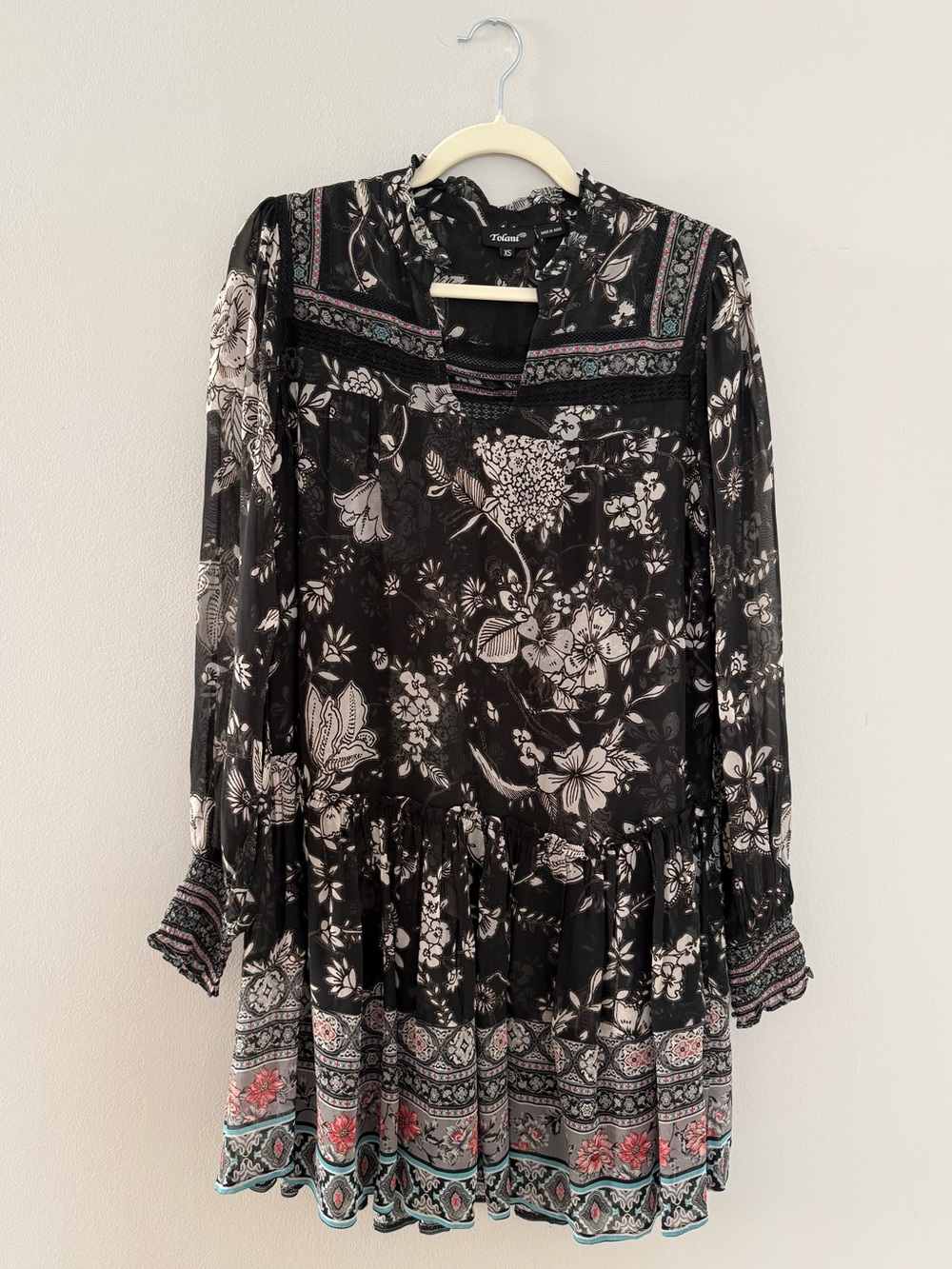 Tolani Black Floral Boho Long-Sleeve Tiered Mini Dress XS